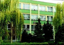COLEGIUL EMIL RACOVIŢĂ, Braşov