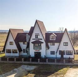 CASA ROBI, Peştişani