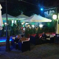 GOSSIP GARDEN, Bucureşti