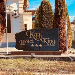 KING, Târgovişte