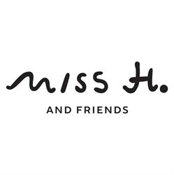 Miss H, Bucureşti
