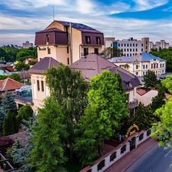 Golden House, Craiova