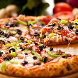 Master Oliver Pizza, Găeşti