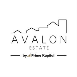 Avalon Estate, Voluntari