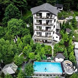 Vila Alunis, Buşteni