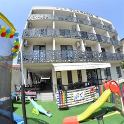 Vila Rares Costinesti