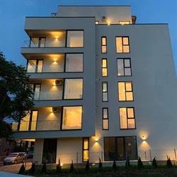 First Residence, Voluntari