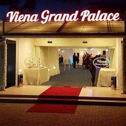Viena Grand Palace, Pătârlagele
