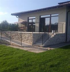Moşia seniorilor, Gilău