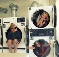 Express Wash Self Service Laundry Spalatorie de haine self service, Constanţa