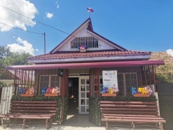 La Baroi, Luminiş