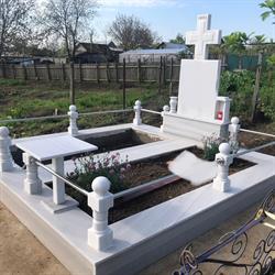 Monumente funerare GURAU, Măcin