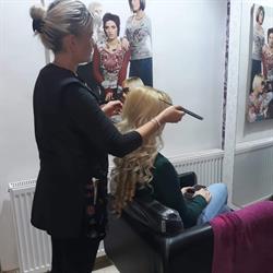 Salon Barcelona, Arad