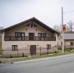 Casa Radu, Novaci