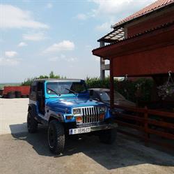 Auto pacurar SRL, Tăşnad