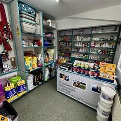 Cabinet veterinar/Farmacie veterinara Axivet, Hârlău