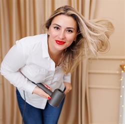 Hairstyle and healthy hair by Luminiţa B., Arad
