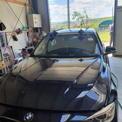 Auto Clinica, Dej