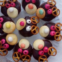 Criscakes, Galaţi