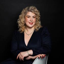 Elena Ungureanu, Bucureşti