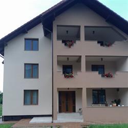 Pensiunea Nadina, Polovragi