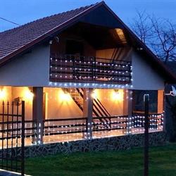 Pensiunea La Buru, Căraci