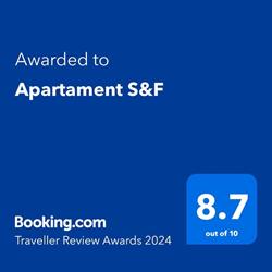 Apartament S&F, Dej