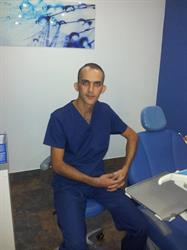 Nofal Dent, Iaşi