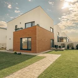 Square House 1, Tunari