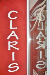 Claris, Iaşi