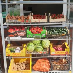 Minimarket La Piata, Zemeş
