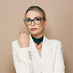 Arch Brows Clinique by Delia Nedelcu, Bucureşti
