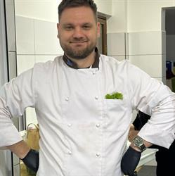 Restaurant La Umbreluţe, Căzăneşti