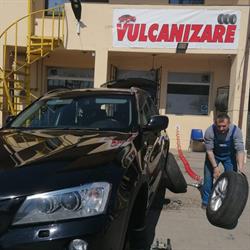 ALEX&ANAELY COMPANY, Voluntari