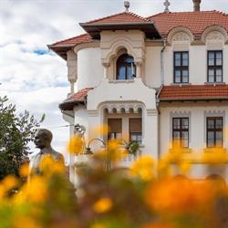 Liceul Greco-Catolic Iuliu Maniu, Oradea