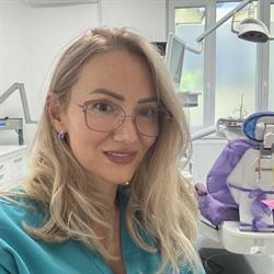 Dr.Ramona Glovac, Arad