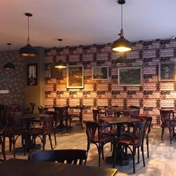 Retro Cafe, Lupeni
