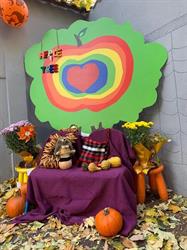 Apple Tree Kindergarten & Afterschool, Bucureşti