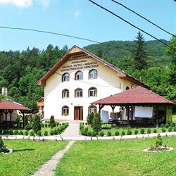 CAMIN DE BATRANI HARJA - Camin de Batrani, Azil de Batrani, Centru Ingrijire Batrani judetul Bacau, Hârja