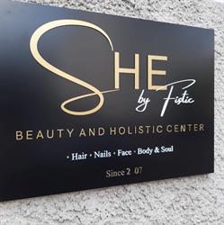 She by Fistic, Bucureşti
