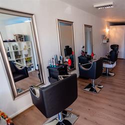 Georgya Hair Studio, Târgovişte