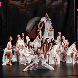 Scoala de dans Criss Dance, Videle