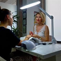 Unghii Magice Slobozia - Nail School & Studio