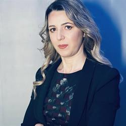 Elly Hairstyle & Beauty, Marginea