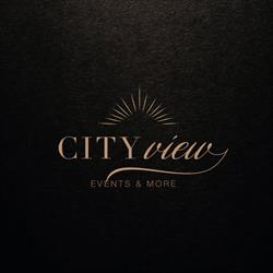 City View, Păun