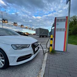 Hybrid & Petrol Cars, Oradea
