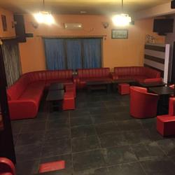 Union Cafe, Corbu