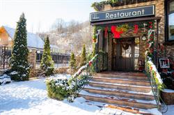 Hillden Boutique Cazare &Restaurant, Şimon