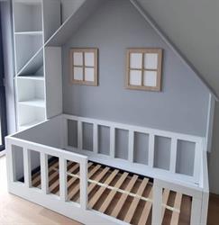 Mobila 'Casa Confort', Bistriţa