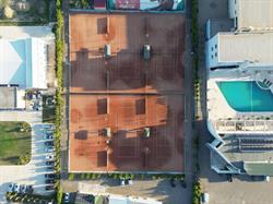 Drive Tennis Performance, Bucov
